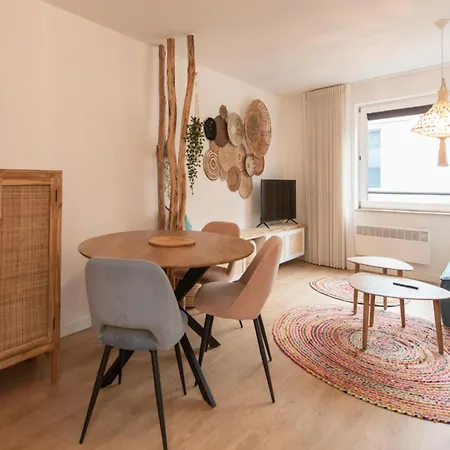 Apartment Pretty With Balcony Ostend