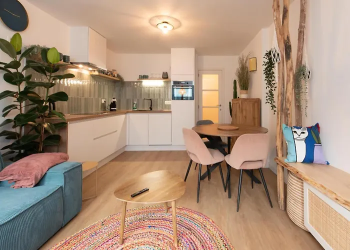 Apartment In Near The *