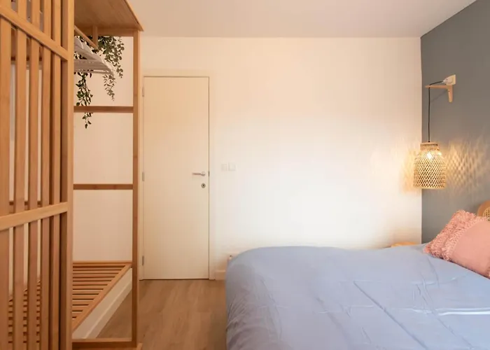 In Near The * Ostend